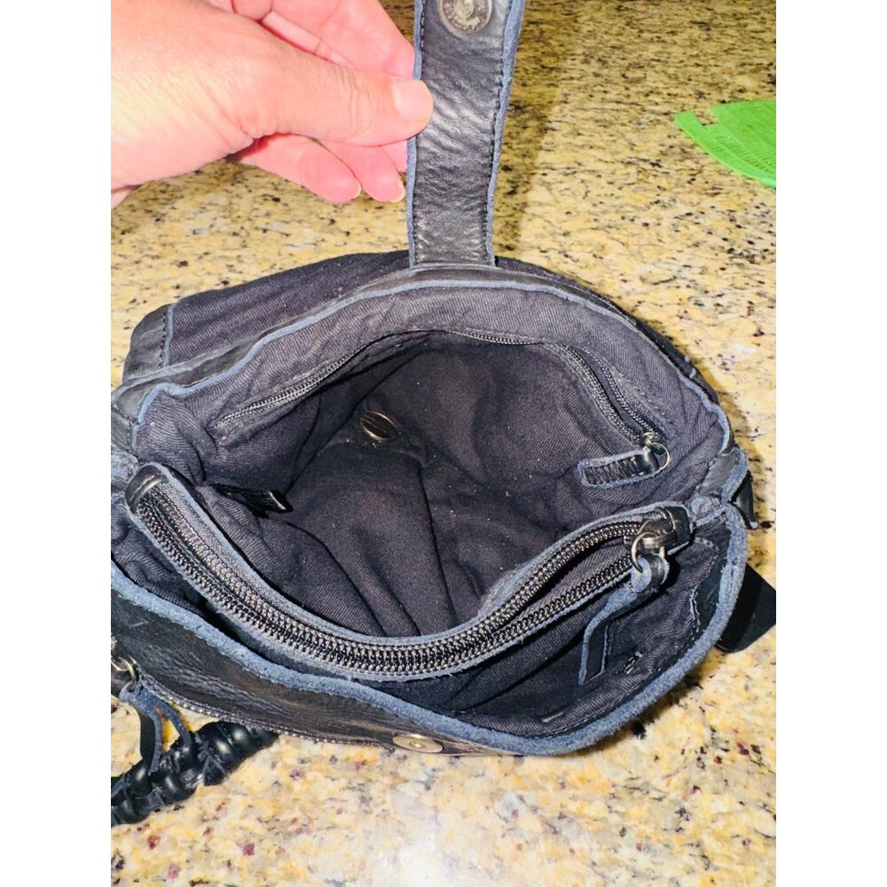 VTG Handwoven Black Leather Crossbody Handbag Adjustable Strap Textured Boho - Picture 15 of 16